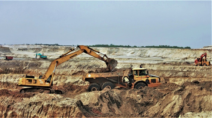Mỏ sắt nào của Việt Nam lớn nhất Đông Nam Á? - 2