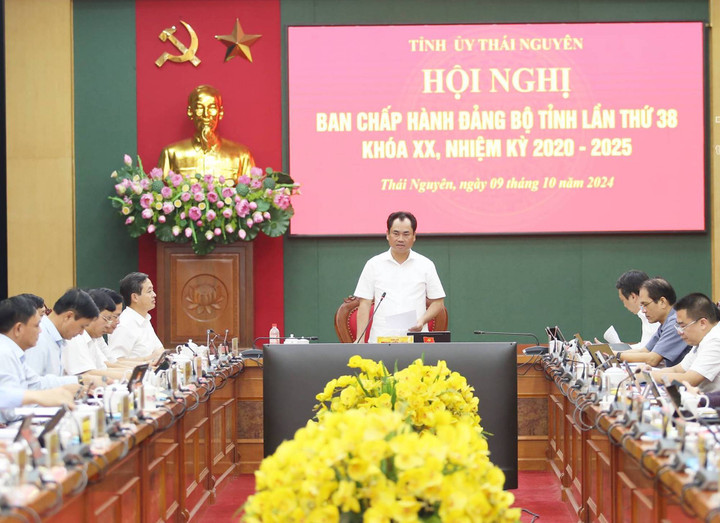 Toàn cảnh hội nghị.