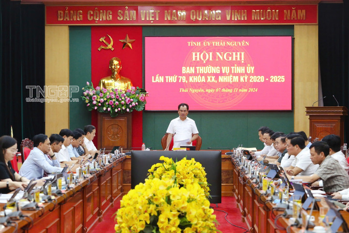 Toàn cảnh hội nghị.