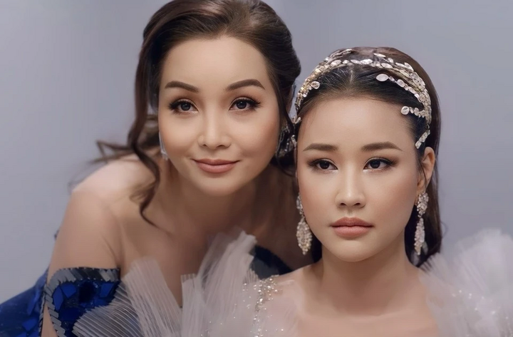 " Đóa hoa mong manh" chiếu tại Việt Nam nhưng không được khán giả hưởng ứng, dù ra mắt dịp lễ 30/4-1/5 kéo dài 5 ngày.