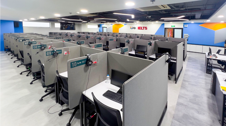 Cơ sở vật chất khang trang tại IDP giúp các thí sinh có tinh thần sảng khoái, tự tin khi thi.