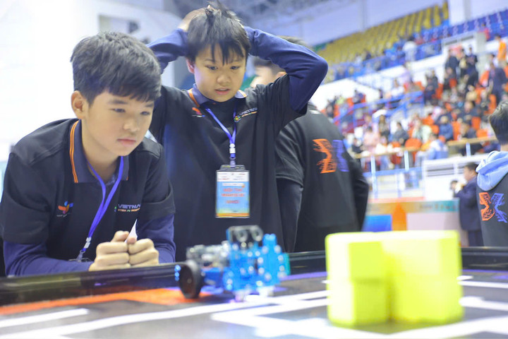 Hé lộ các nhà vô địch nhí cuộc thi STEM, AI và Robotics quốc gia 2024 - 3