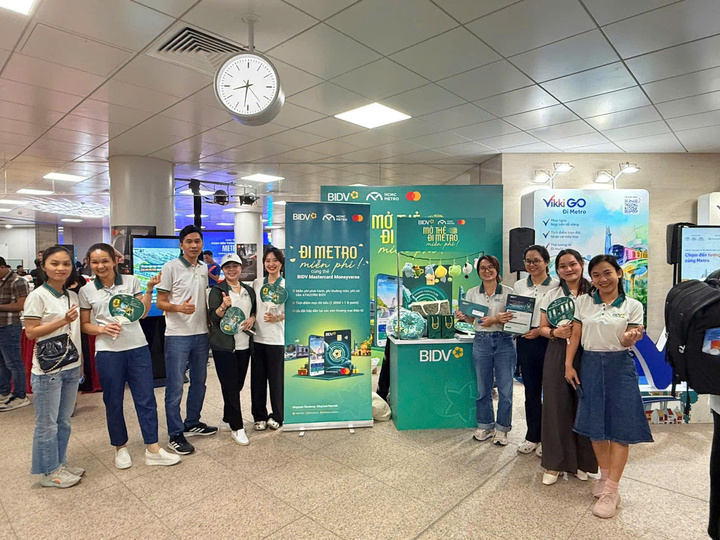 Rộn ràng trải nghiệm miễn phí tàu Metro TP.HCM cùng thẻ BIDV Mastercard - 4