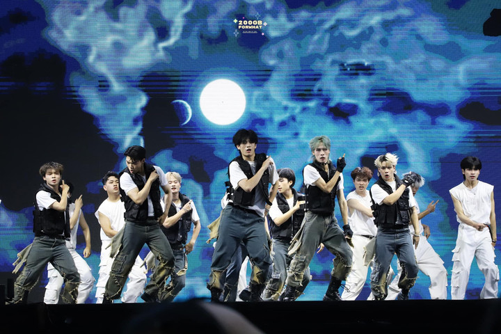 Nhóm nhảy “triệu view” W-UNIT sẽ mang đến những màn trình diễn K-POP đặc sắc trong Danko Countdown 2025.