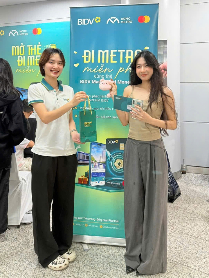 Rộn ràng trải nghiệm miễn phí tàu Metro TP.HCM cùng thẻ BIDV Mastercard - 3