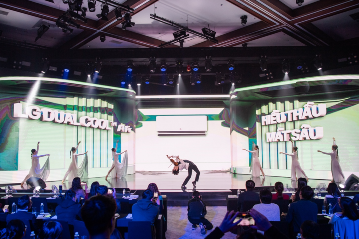 LG chính thức ra mắt dải sản phẩm điều hoà LG DUALCOOLTM AI Air tại sự kiện “Hoà âm tầng không” vào ngày 17/12 ở Hà Nội.