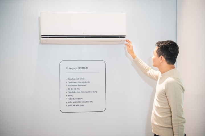 Dòng điều hòa mới nổi bật với cánh quạt kép, mở ra khả năng tùy chỉnh luồng khí đa chiều linh hoạt.