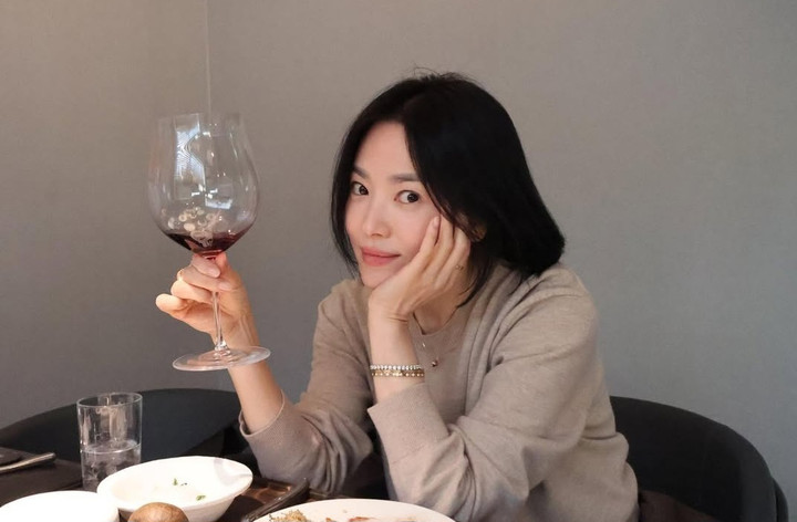 Song Hye Kyo thừa nhận diễn xuất của mình nhàm chán.