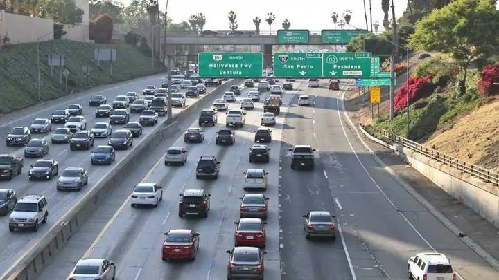 California là thị trường xe ô tô lớn ở Mỹ, các quy định ở bang này thường ảnh hưởng lớn đến thị trường ô tô.