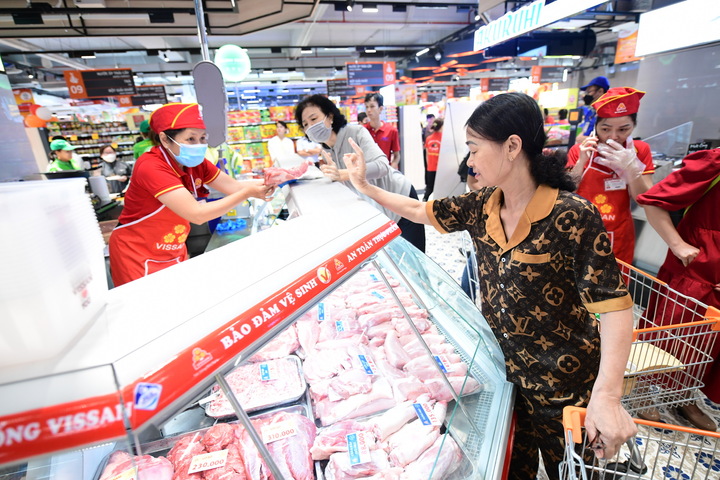 Thịt heo tươi mới mỗi ngày.