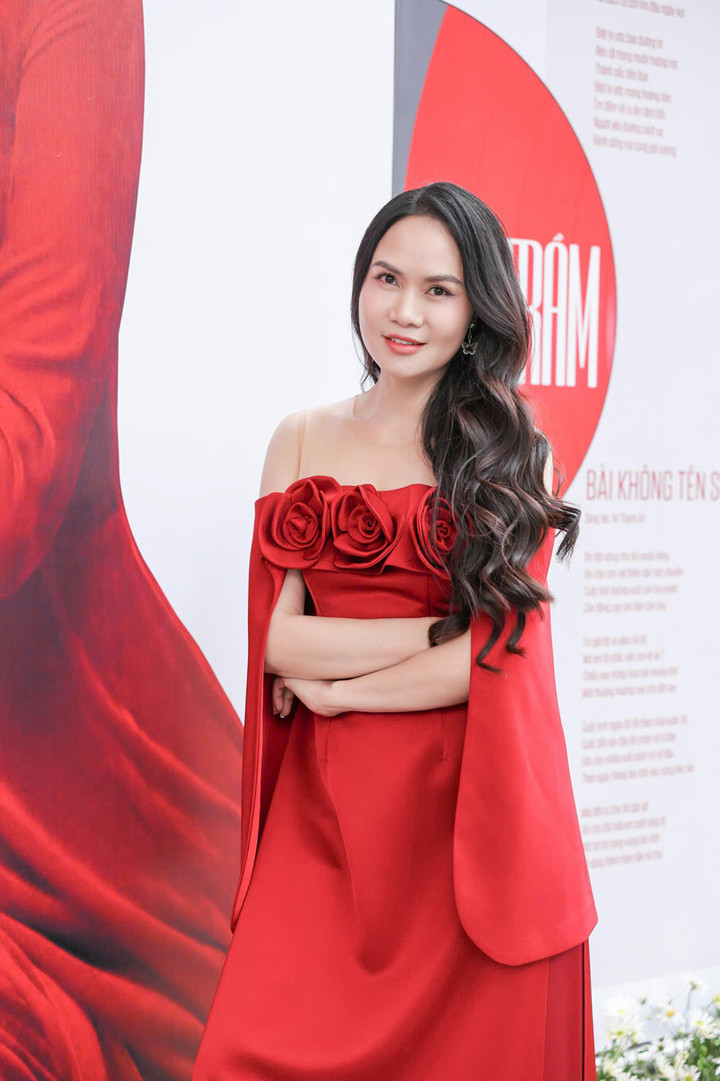 Mai Hoa nói cuộc đời chị đã sang trang khác.