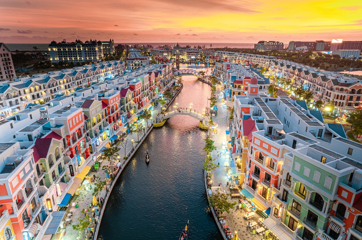 Phú Quốc United Center trở thành tâm điểm hút khách của Đảo Ngọc nhờ những mảnh ghép đẳng cấp.