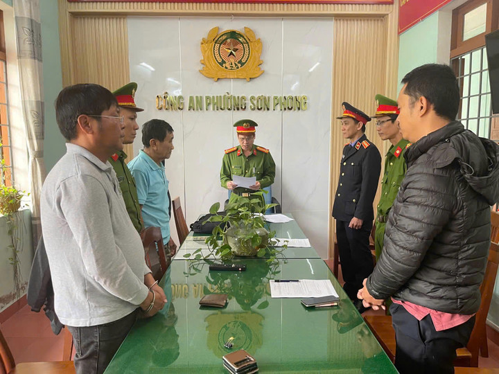 Khởi tố Trưởng phòng Quản lý Đô thị Hội An. (Ảnh: C.A)