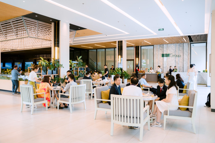 BĐS nghỉ dưỡng bên vịnh Hạ Long xuất hiện nhiều giao dịch tiệm cận trăm tỷ - 1