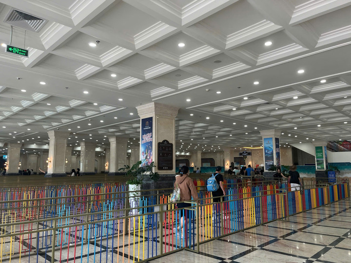 Cảng Vinpearl vắng khách tham quan sáng 1/1.