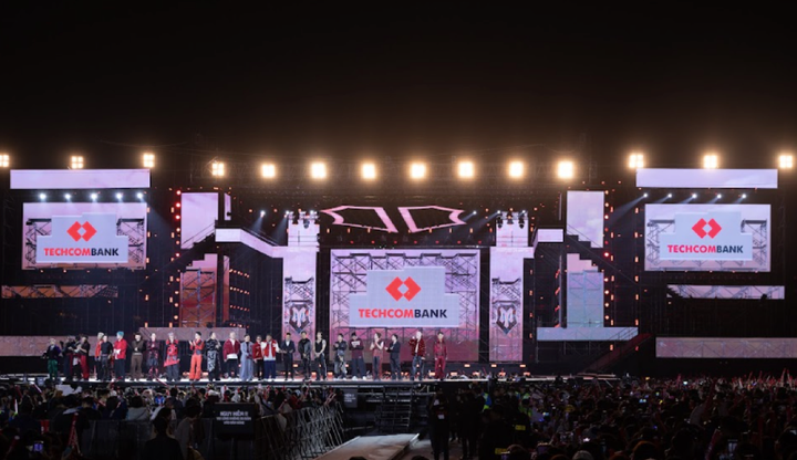 Đồng đầu tư concert 'Anh trai', Techcombank tiên phong với cách làm mới mới mẻ - 3