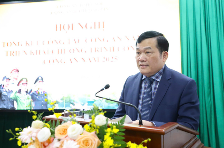 Ông Nguyễn Tiến Minh, Bí thư Huyện ủy Thường Tín, phát biểu chỉ đạo.