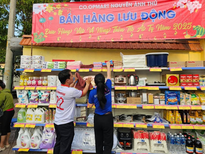 Co.opmart, Co.opXtra tổ chức hơn 300 chuyến bán hàng lưu động.