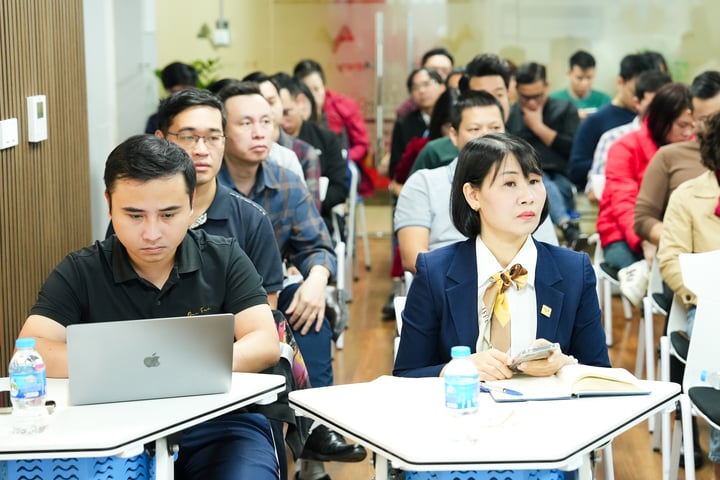 Các cán bộ, nhân viên Meey Group tham gia khóa đào tạo quản trị mục tiêu BSC/KPI.