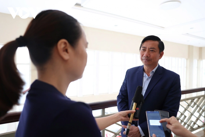 Ông Nguyễn Thượng Hải, Trưởng Ban Tổ chức Tỉnh ủy Đắk Lắk trả lời phỏng vấn báo chí