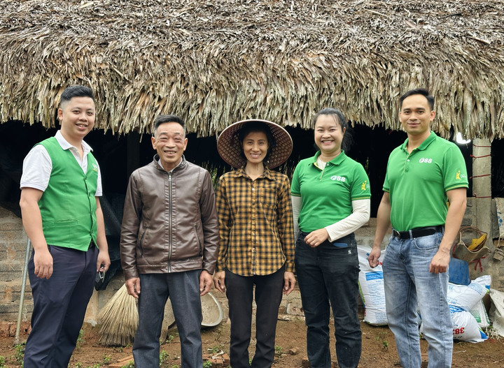 Hy vọng mới của người phụ nữ 'gánh cả bầu trời' - 2