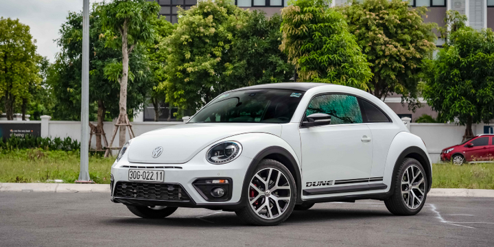 Volkswagen Beetle Dune 2019 là một phiên bản đặc biệt của dòng xe Beetle huyền thoại. (Ảnh: AutoPro)