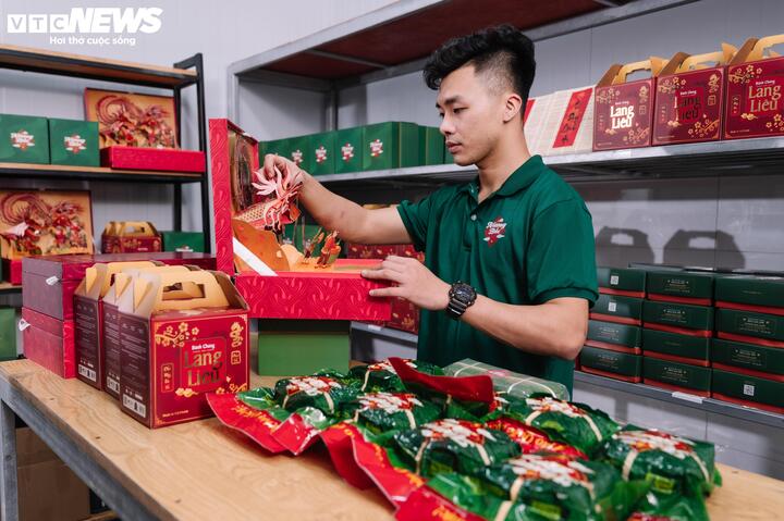 Có gì bên trong hộp quà Tết bánh chưng cao cấp giá tiền triệu? - 6