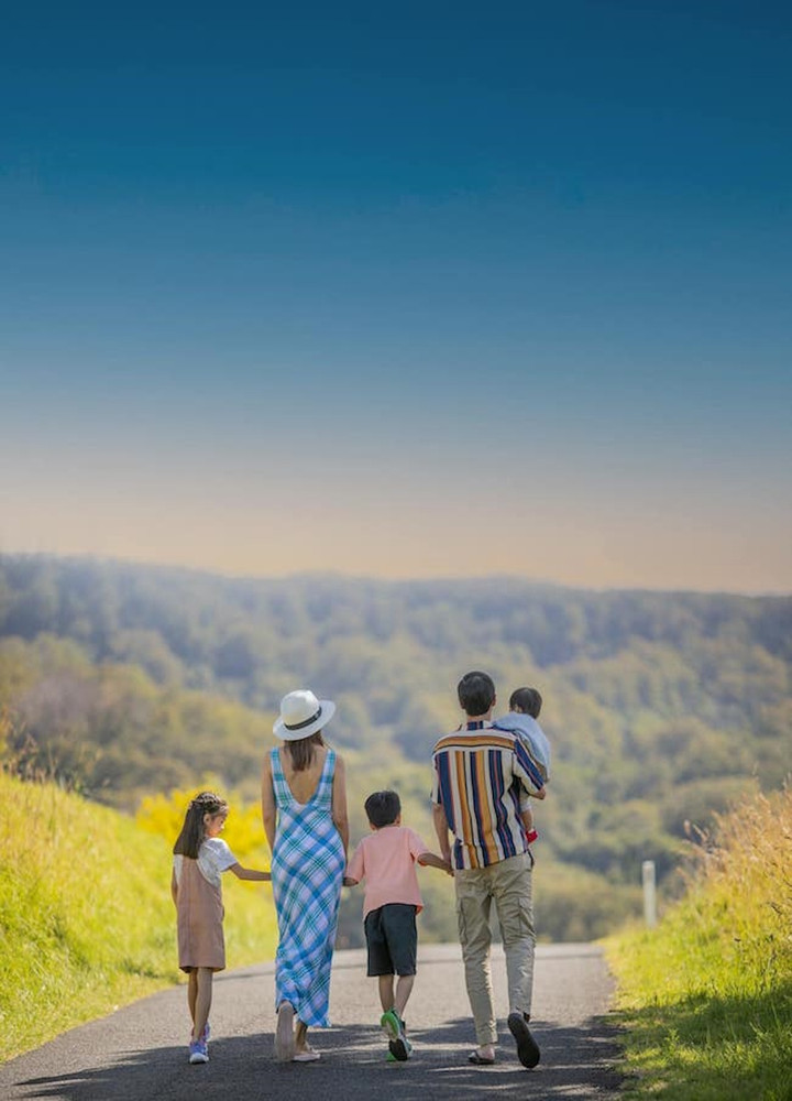 Tăng Thanh Hà có cuộc sống hạnh phúc bên chồng và ba con.