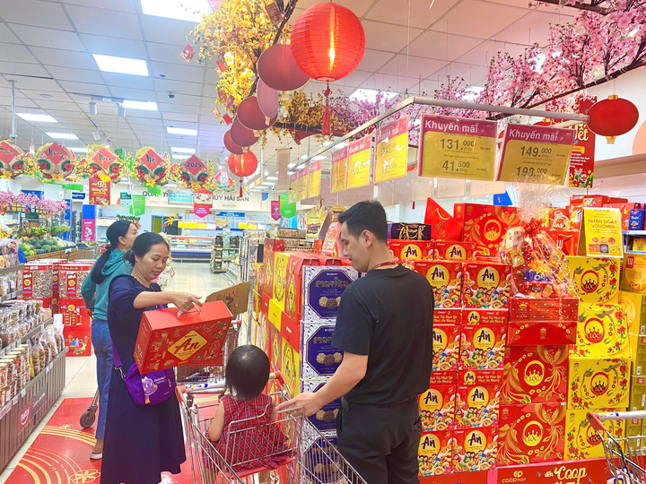 'Đến Co.op chở Tết về' tăng tốc đón Tết Nguyên đán - 1