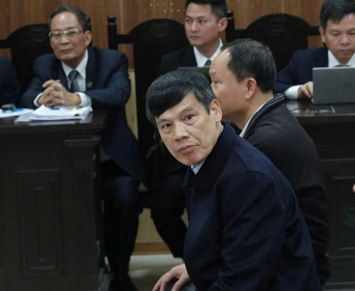 Bị cáo Nguyễn Đình Xứng tại phiên toà.