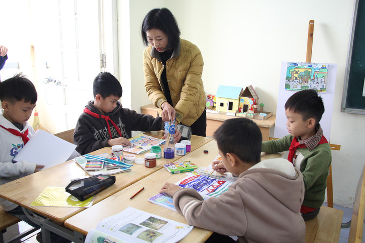 Tiết học Mỹ thuật tại Trường tiểu học An Phú.