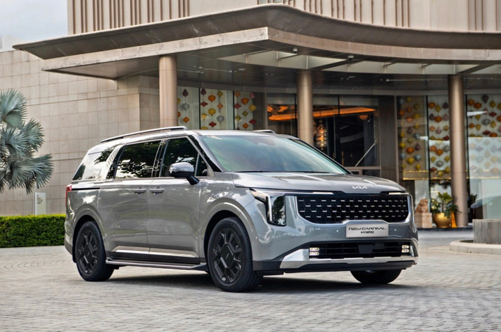 Ba mẫu xe hybrid vừa ra mắt thị trường Việt Nam ngay đầu năm 2025 - 1