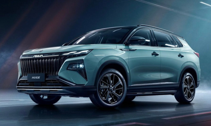 Ba mẫu xe hybrid vừa ra mắt thị trường Việt Nam ngay đầu năm 2025 - 2