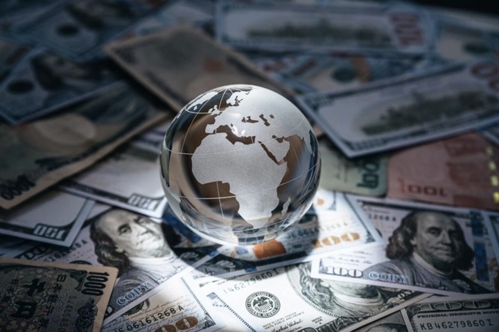 Triển vọng kinh tế thế giới năm 2025 được dự báo tiếp tục xu hướng tăng trưởng chậm, bất định, khó lường và rủi ro gia tăng. (Ảnh minh họa: KT)