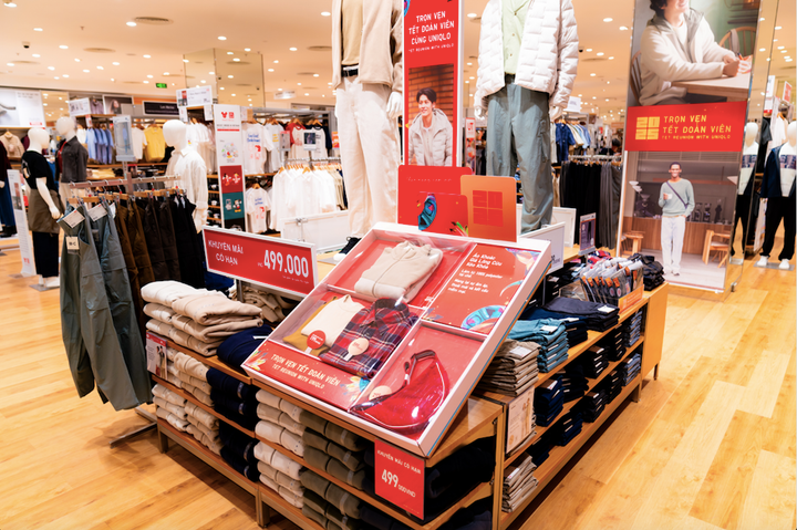 Các thương hiệu thời trang tại Vincom ra mắt sản phẩm mới cùng loạt chương trình ưu đãi phục vụ người tiêu dùng trong mùa cao điểm.