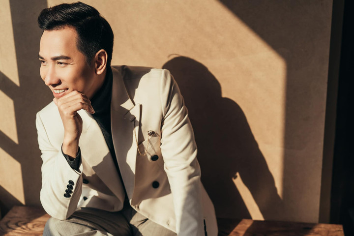 Ca sỹ Lê Anh Dũng.