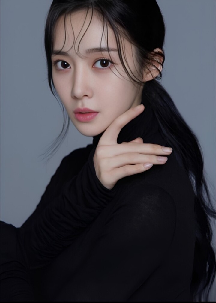 Cựu thành viên T-ara, Ahreum, bị truy tố tội lừa đảo và ngược đãi trẻ em.