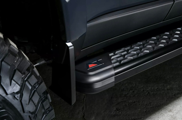 Chi tiết Toyota Land Cruiser Prado độ thân rộng - 15