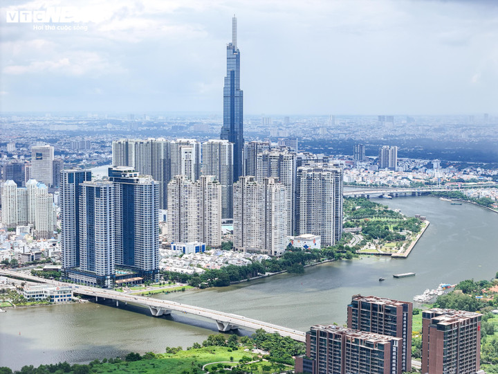 Kinh tế TP.HCM phát triển mạnh mẽ năm 2025.