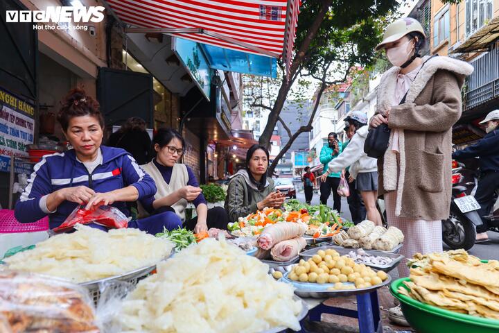 Giá hàng hóa sau Tết hạ 'nhiệt', cau vẫn cao ngất ngưởng - 17