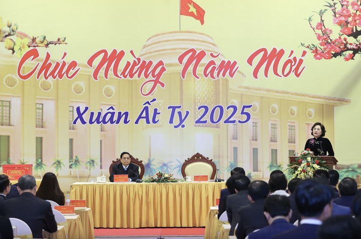 Thống đốc NHNN Nguyễn Thị Hồng phát biểu. (Ảnh: VGP/Nhật Bắc)