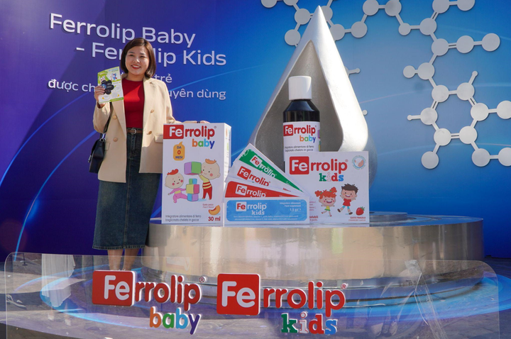 Photobooth của Ferrolip Baby thu hút nhiều khách hàng tới trải nghiệm. (Nguồn: Hunmed)