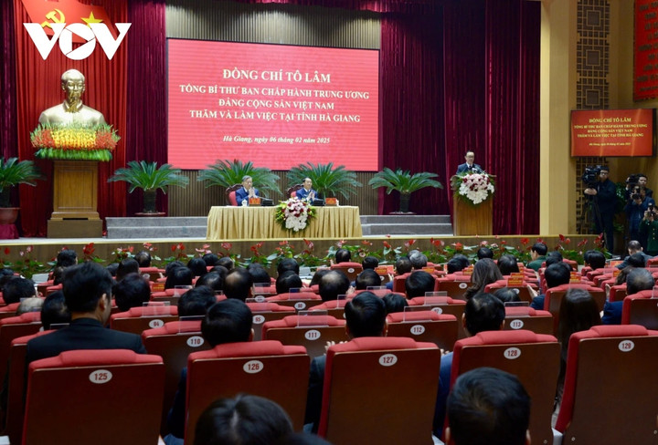 Quang cảnh hội nghị.