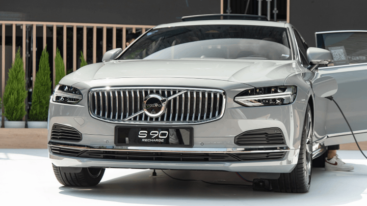 Volvo S90 Recharge là mẫu sedan cao cấp kết hợp giữa công nghệ tiên tiến và sự sang trọng. (Ảnh: xe Volvo)