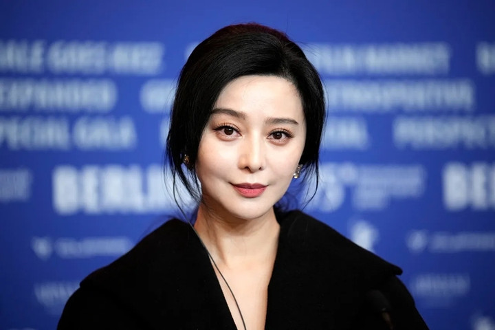 Hình ảnh nữ diễn viên tại LHP Berlin nhận được nhiều lời khen ngợi.