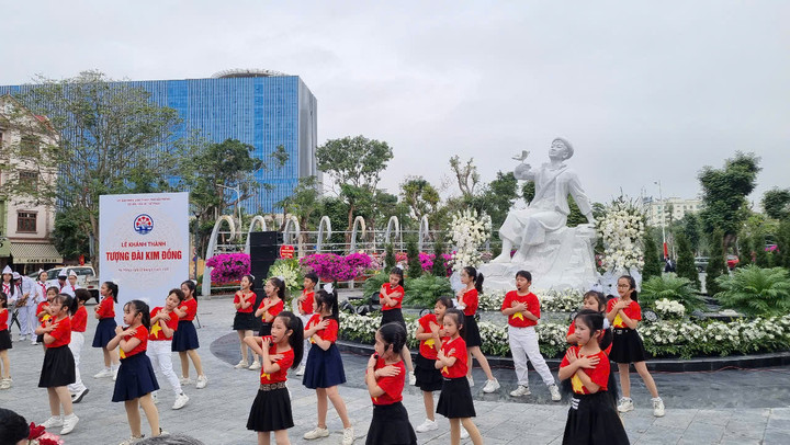 Vườn hoa Kim Đồng đã hình thành và được thành phố đầu tư xây dựng, chỉnh trang nhiều hạng mục để trở thành không gian văn hoá để người dân thành phố vui chơi, là nơi gắn bó với ký ức tuổi thơ của nhiều thế hệ người dân TP Hải Phòng.