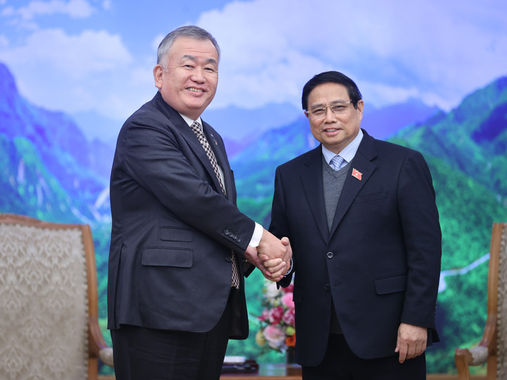 Thủ tướng Phạm Minh Chính và ông Nagao Yutaka, Chủ tịch Tập đoàn Yamato Holdings. (Ảnh: VGP/Nhật Bắc)