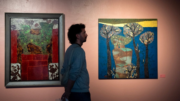 Không gian trưng bày triển lãm “Như những lớp phù sa” tại VCCA.