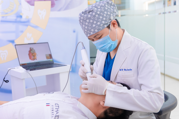 Công nghệ Scan 3D ghi dấu chính xác vị trí Implant đem đến trải nghiệm thoải mái.