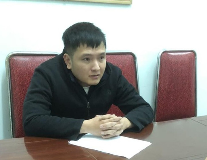 Đặng Thái Hoàng tại Cơ quan Công an (Ảnh: Công an phường Quang Trung)